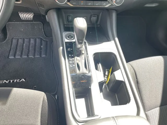 2025 Nissan Sentra SV - Photo 26