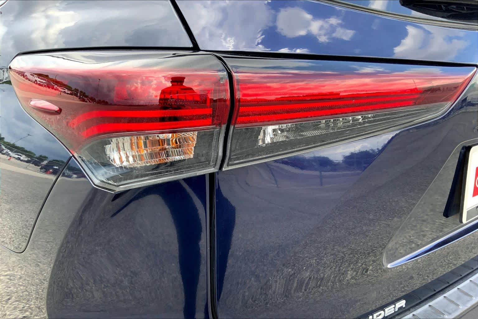 Used 2024 Blueprint Toyota XLE image 28