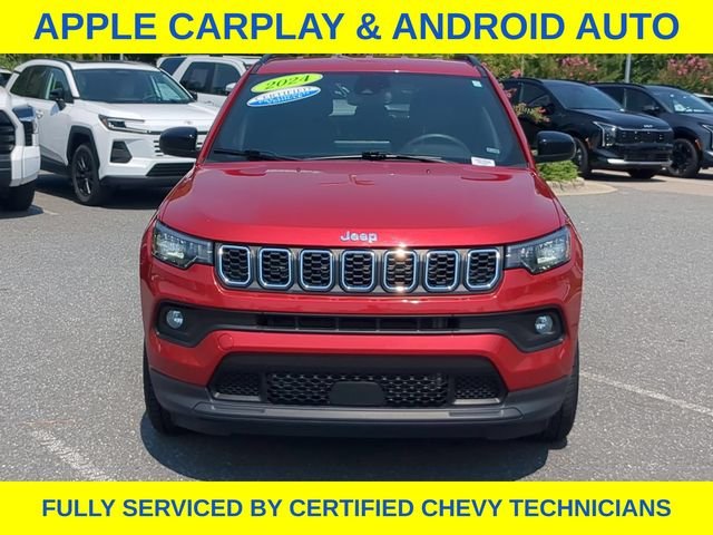 Used 2024 Red Jeep Latitude image 13