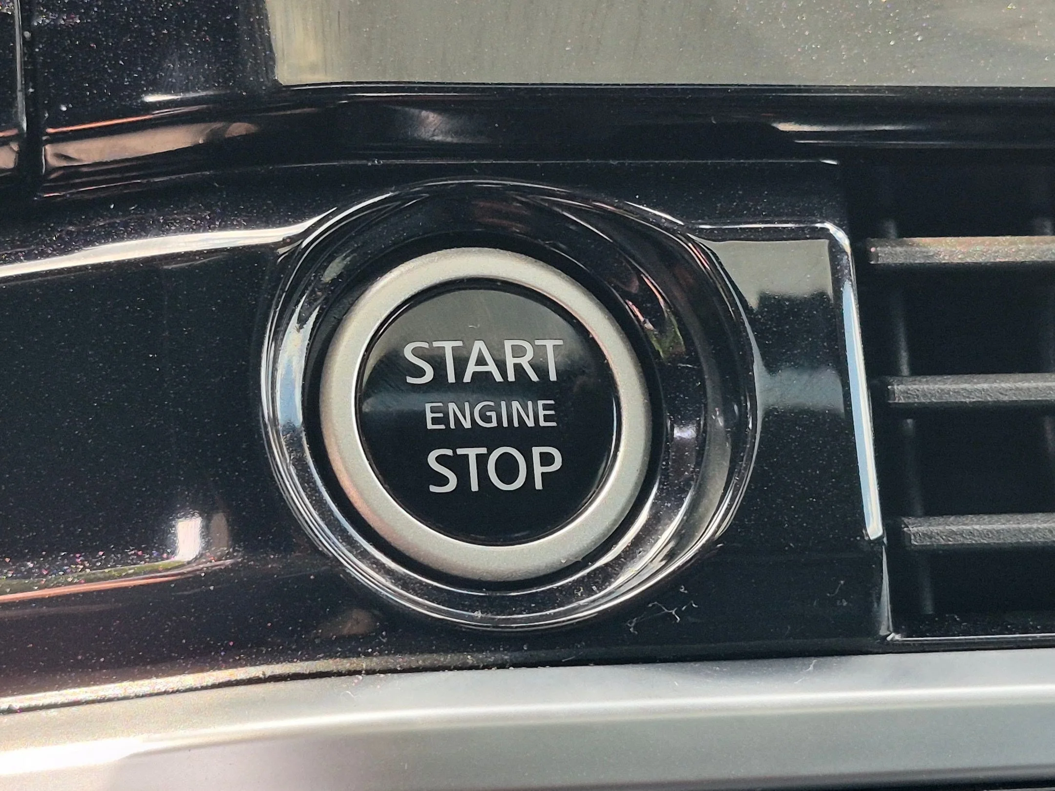 Used 2024 Super Black Nissan SL image 17