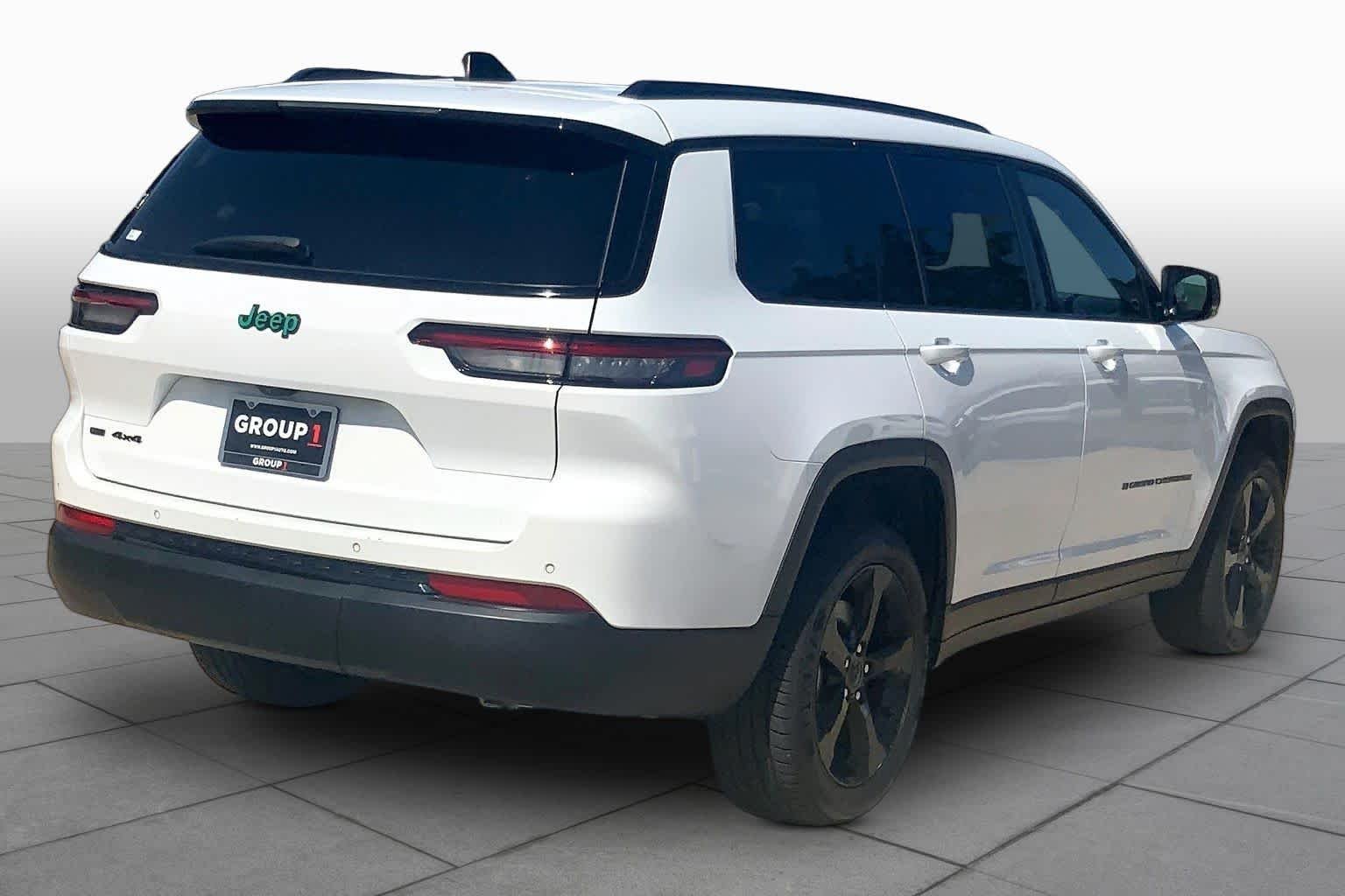 Used 2023 Bright White Clearcoat Jeep Altitude image 12