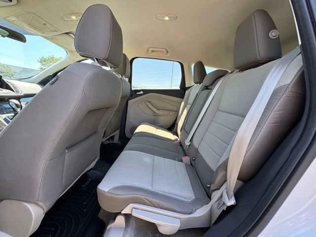 Used 2014 White Ford SE image 32