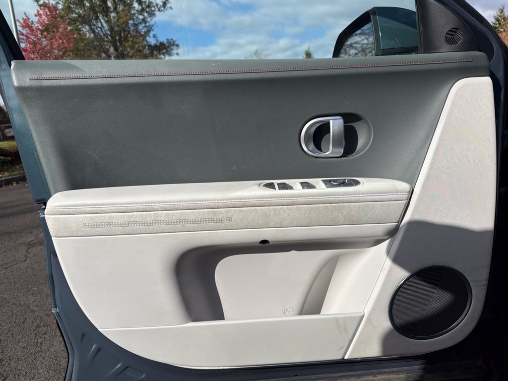 Used 2023 Digital Teal Hyundai SEL image 16