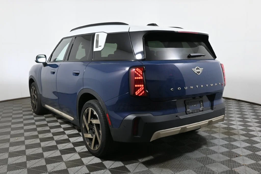 Used 2025 Blue MINI  image 9