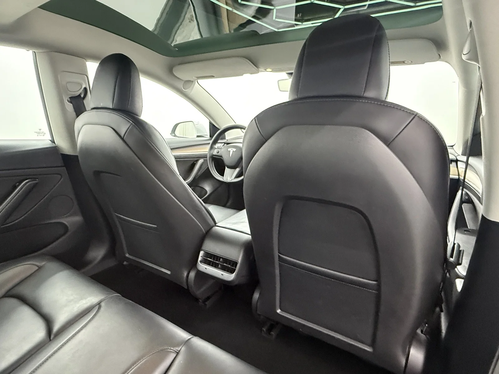 Used 2022 Pearl White Multi-Coat Tesla Long Range image 29