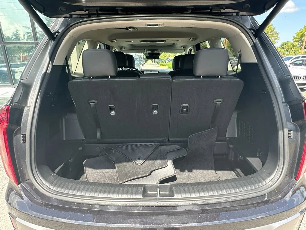 Used 2025 Gray Kia S image 28
