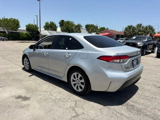 Used 2025 Silver Toyota LE image 5