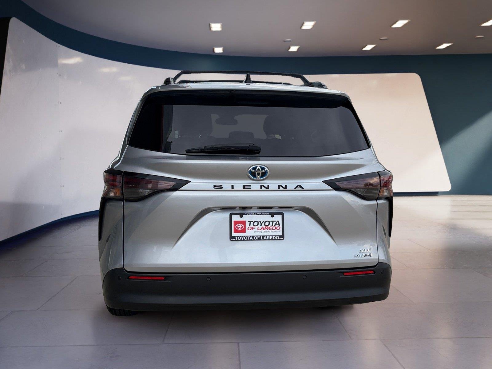 Used 2023 Celestial Silver Metallic TOYOTA XLE 8-Passenger image 4