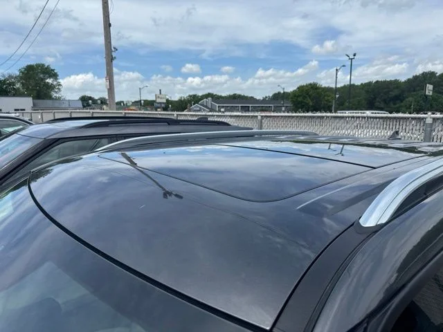 Used 2020 Gray Ford Limited image 3