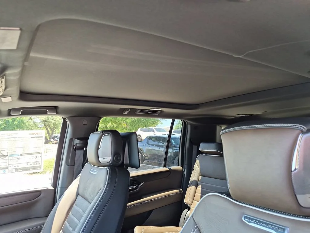 2026 GMC Yukon XL Denali Ultimate - Photo 33