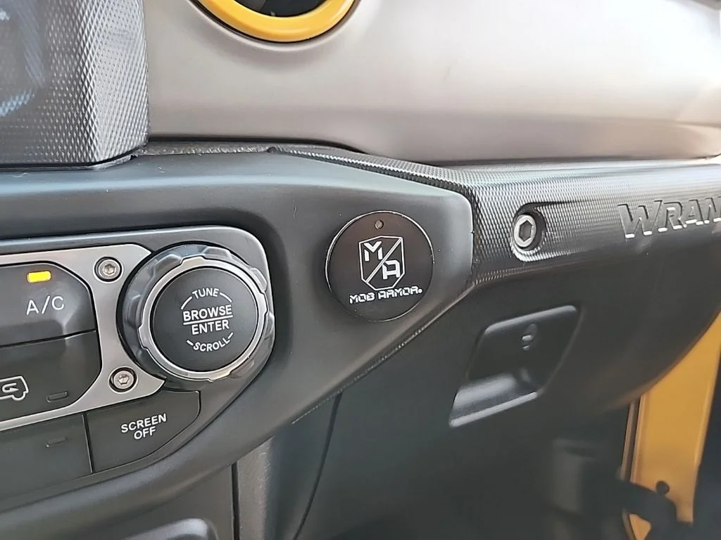 Used 2020  Jeep Unlimited Sport S image 25