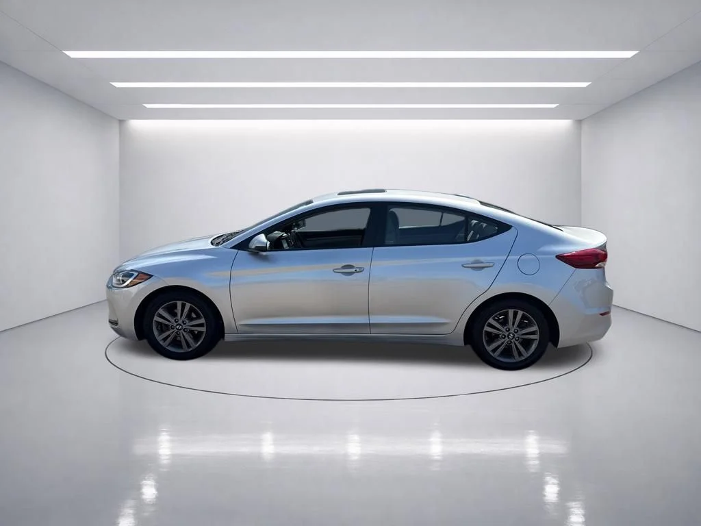 Used 2018 Symphony Silver Hyundai Value Edition image 4