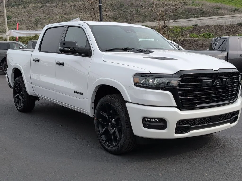 New 2026 Ivory White Tri-Coat Pearl-Coat Exterior Paint RAM Laramie image 3