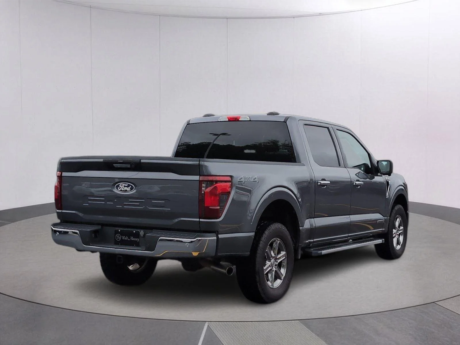 Used 2024 Carbonized Gray Ford XLT image 6