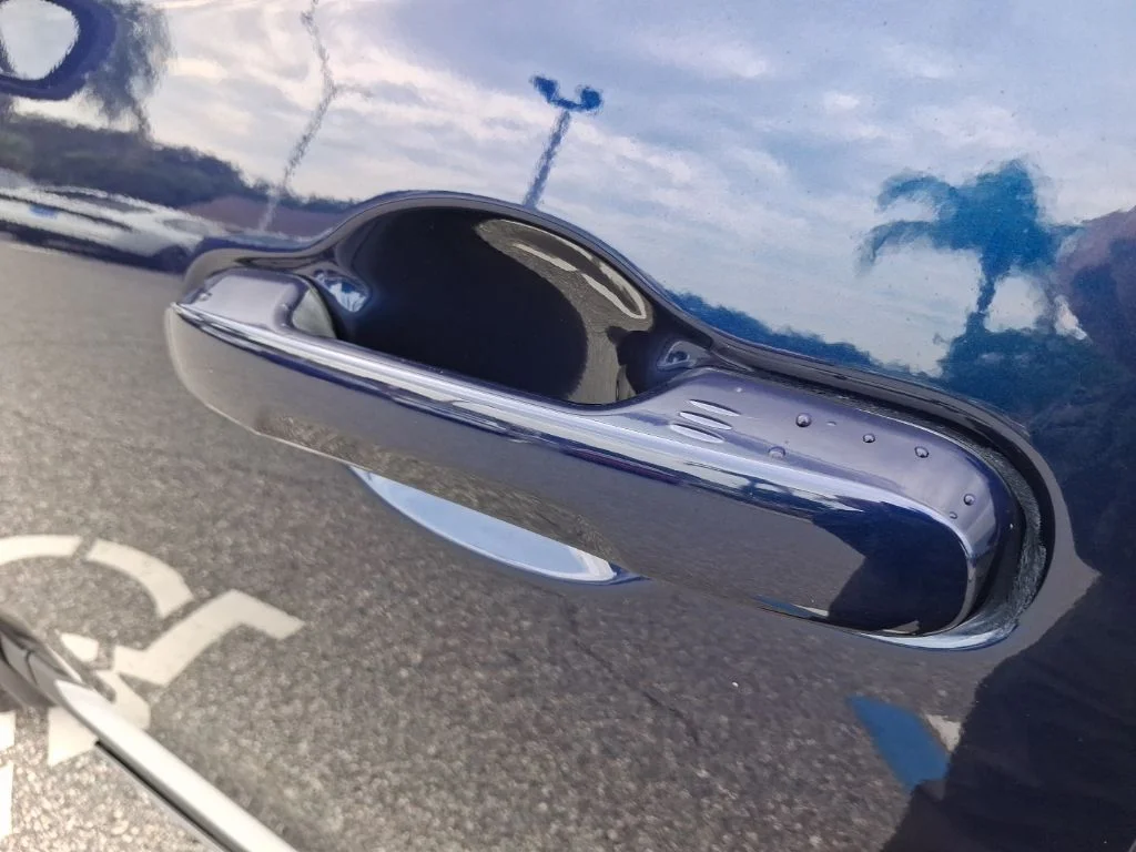 Used 2023 Blue Honda EX-L image 19