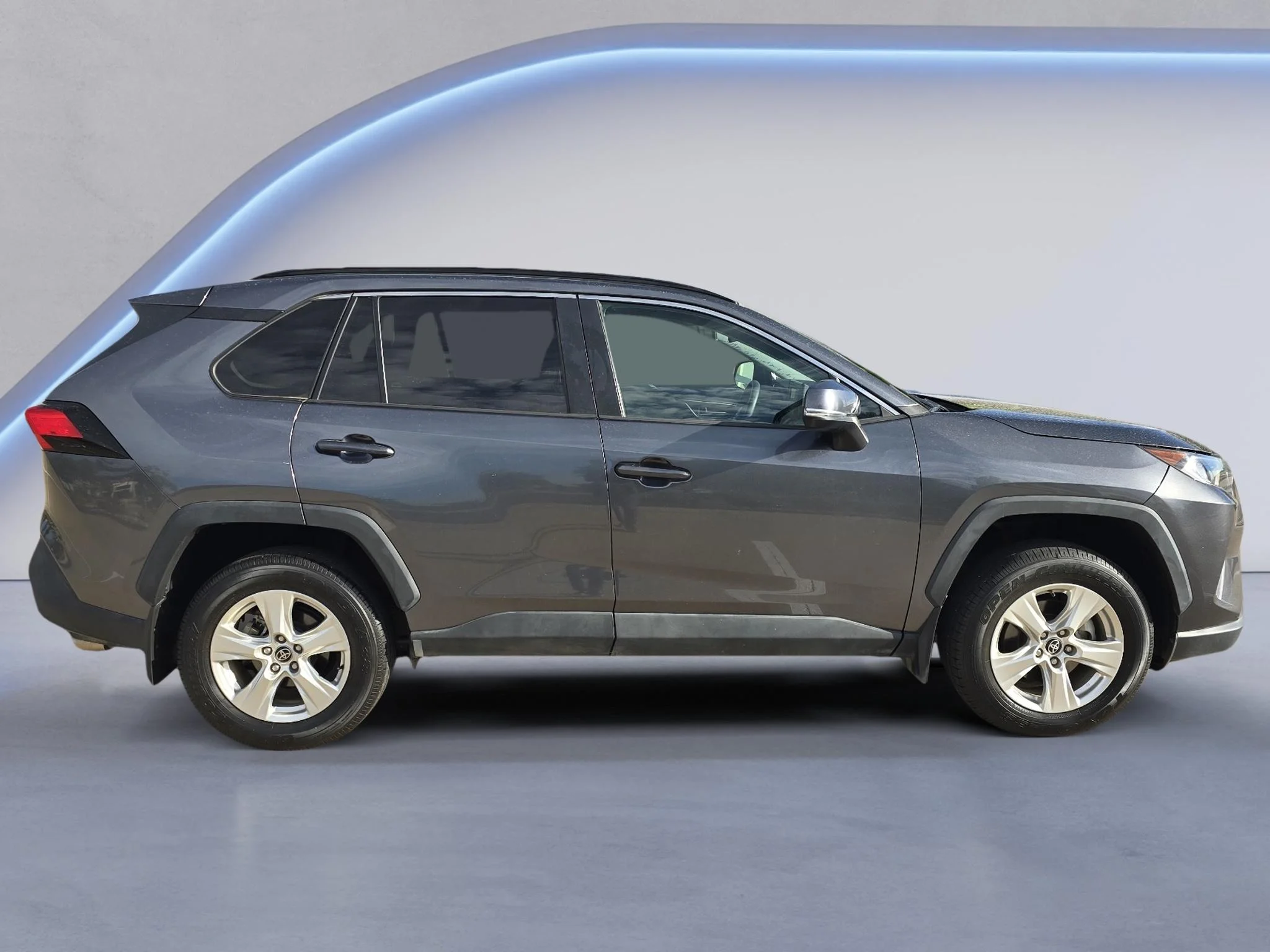 Used 2021 Magnetic Gray Metallic Toyota XLE image 6