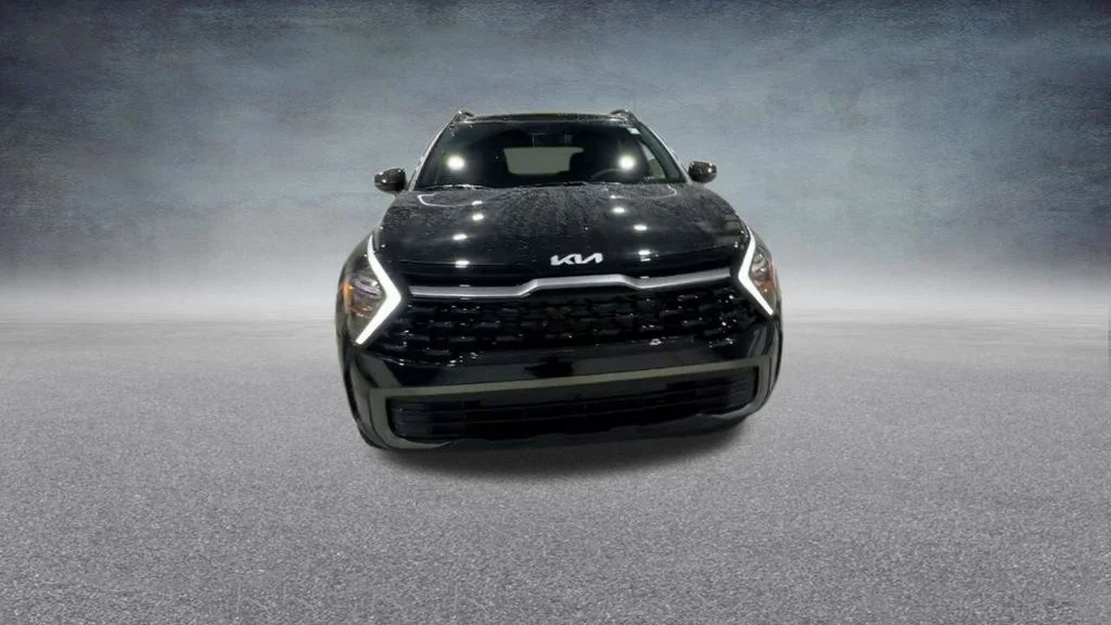 Used 2023 Black Kia X-Line image 6