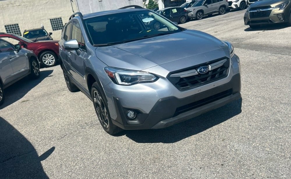 Used 2022 Ice Silver Metallic Subaru Limited image 3