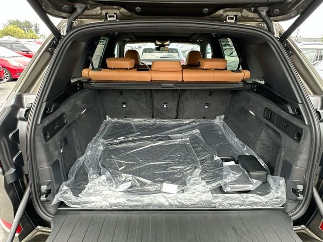 New 2026 Green BMW sDrive40i image 21