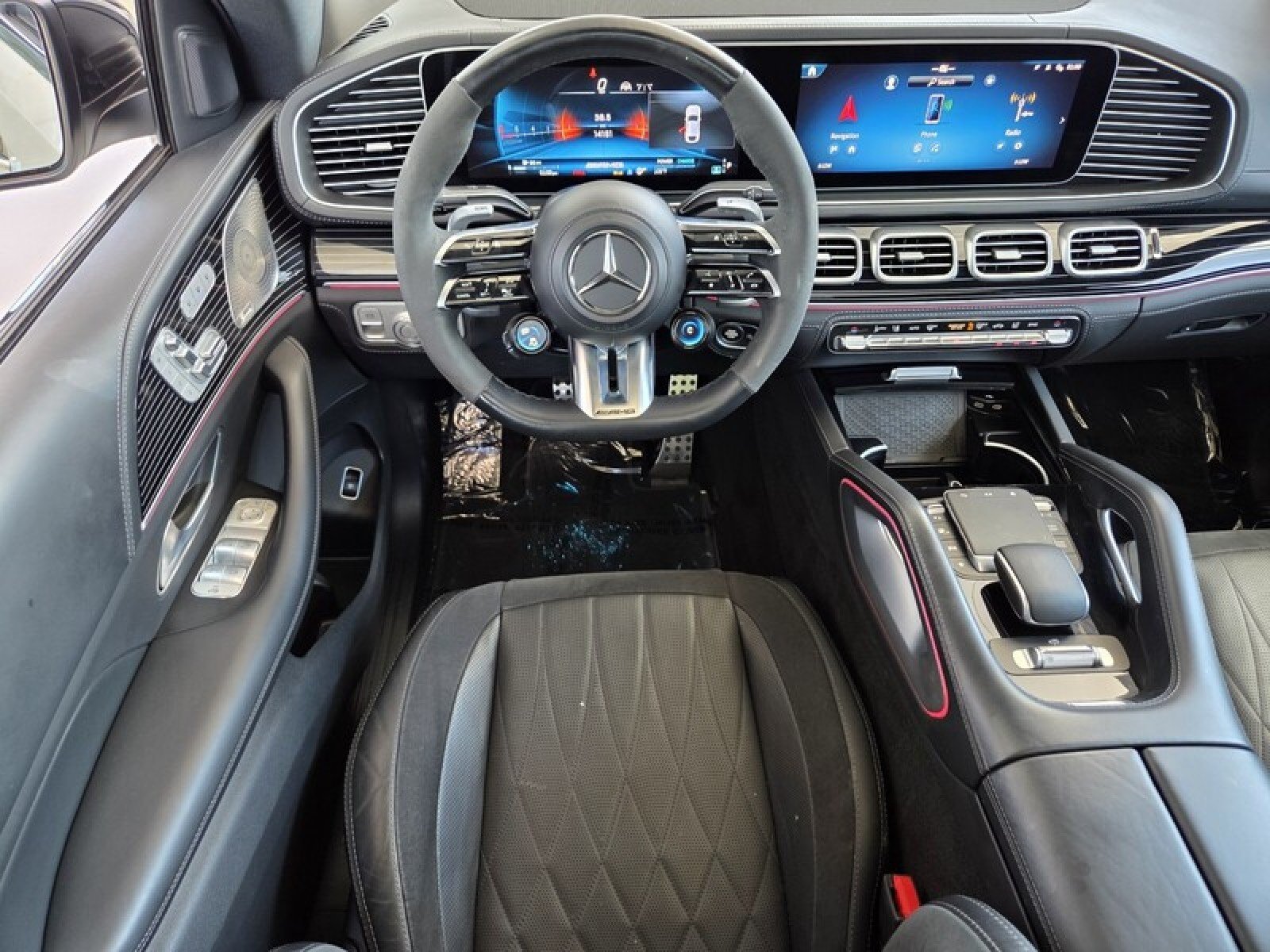 Certified Used 2024 MANUFAKTUR Diamond White Metallic Mercedes-Benz AMG® GLE 53 image 16