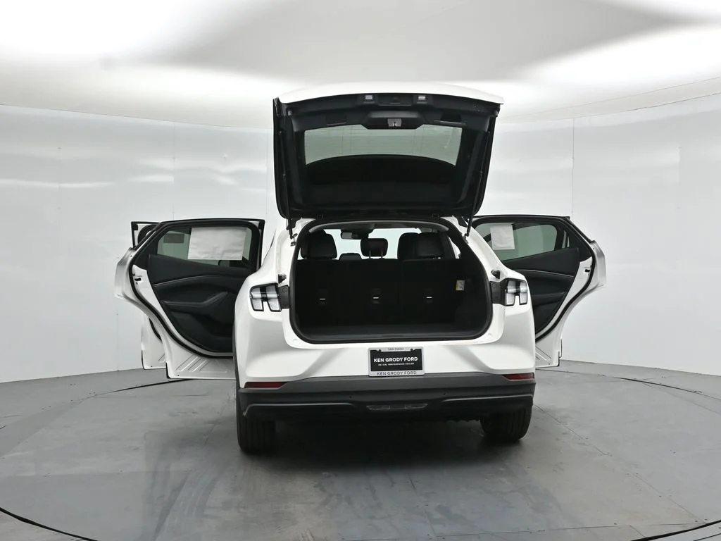 New 2026 Star White Metallic Tri-coat Ford Select image 30