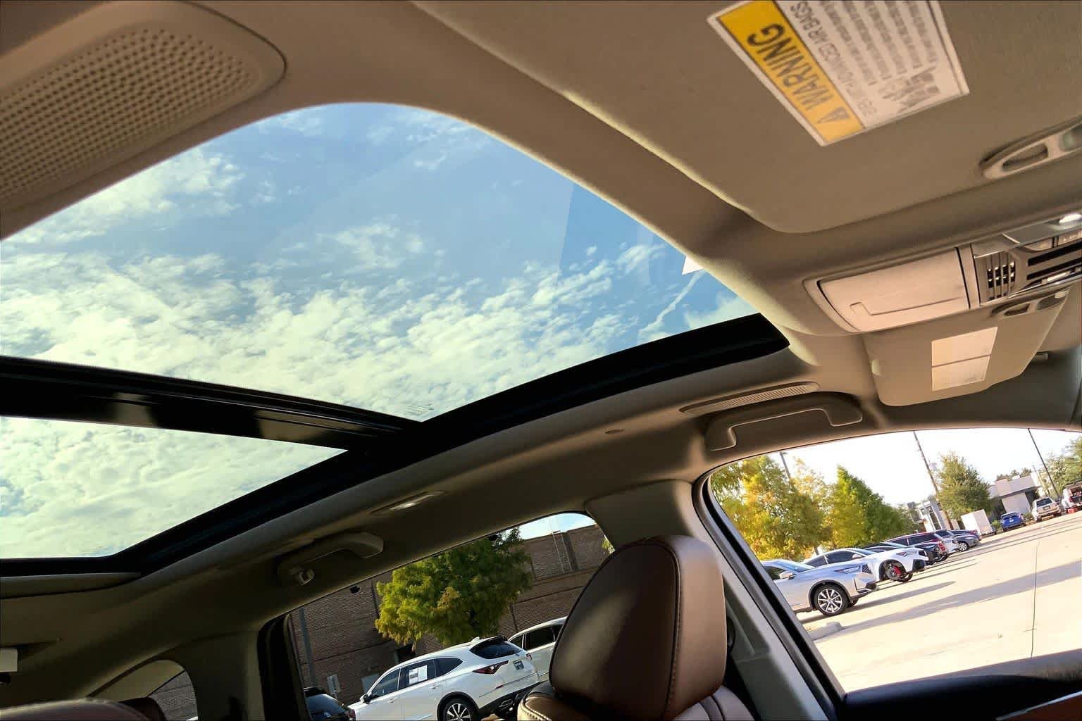 Used 2025 Liquid Carbon Metallic Acura w/Technology Package image 14