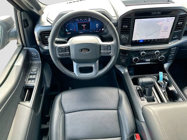 Used 2025 Black Ford Lariat image 22