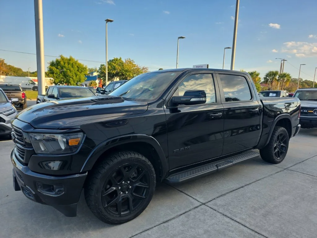 Used 2022 Diamond Black Ram Laramie image 6