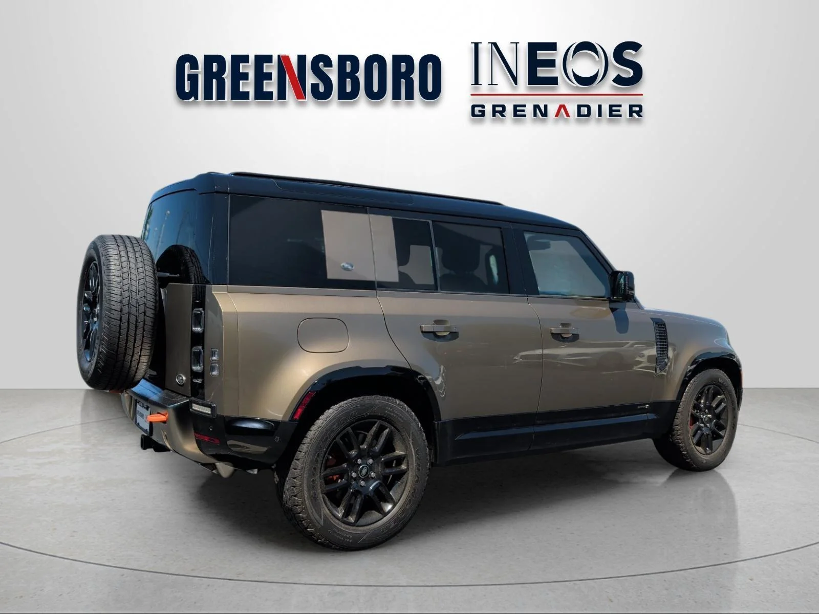 Used 2020 Eiger Grey Metallic Land Rover X image 5