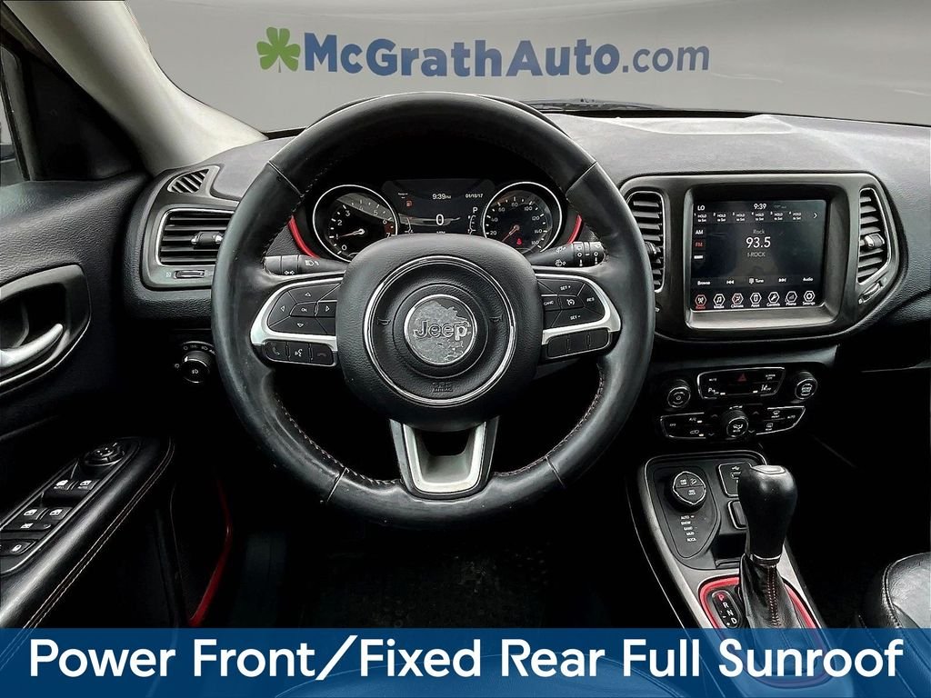 Used 2018 White Jeep Trailhawk image 11