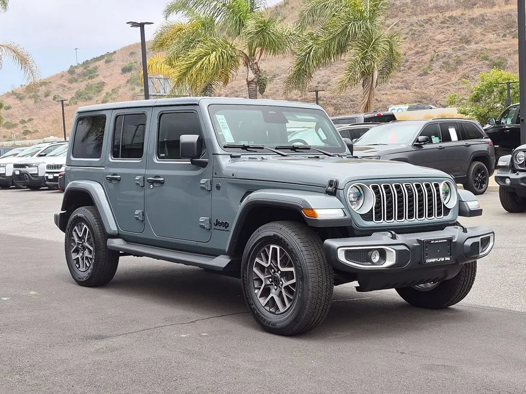 New 2026 Anvil Clear-Coat Exterior Paint Jeep Sahara image 3