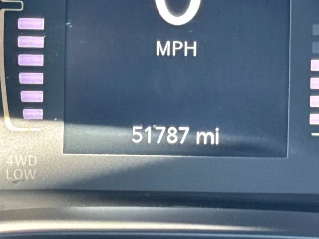 Used 2021 White Jeep Latitude Lux image 38