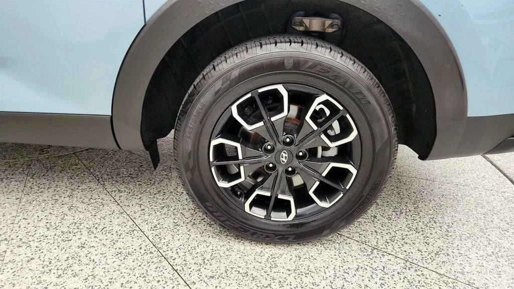 Used 2022 Blue Stone Hyundai SEL Premium AWD image 9