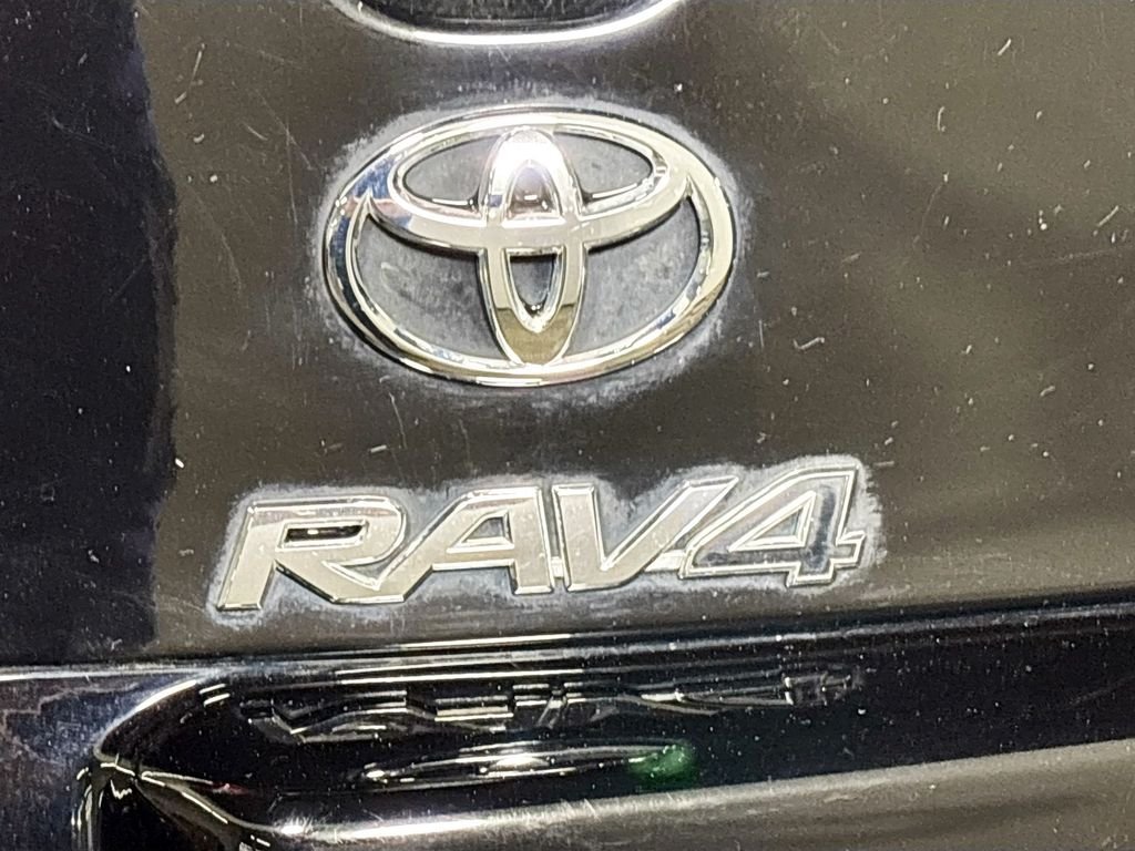 Used 2012 Black Toyota Limited image 25