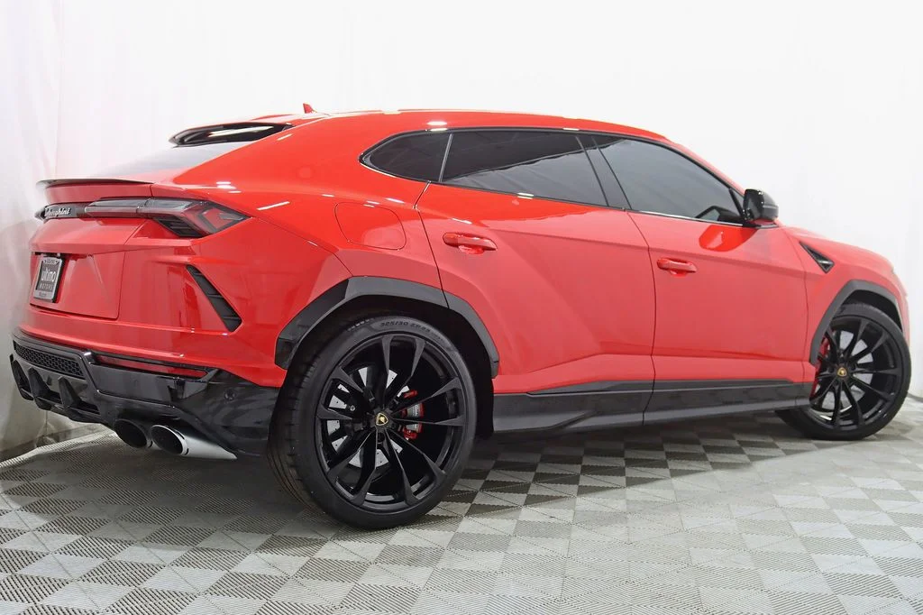 2022 Lamborghini Urus