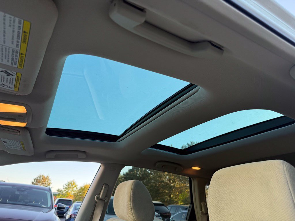 Used 2012 Glacier Pearl Nissan SV image 8