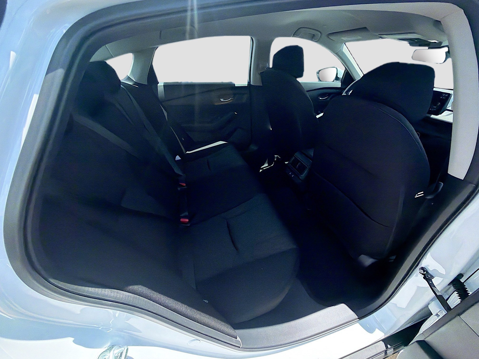 New 2026 Platinum White Pearl Honda LX image 22