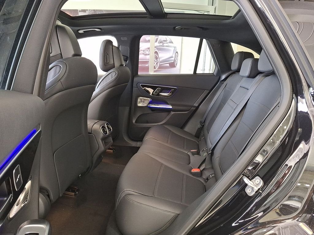 New 2026 Obsidian Black Metallic Mercedes-Benz GLC 300 image 7