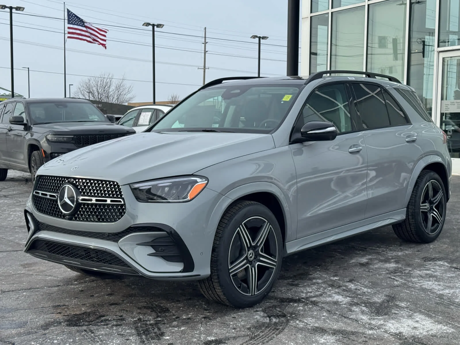 New 2026 MANUFAKTUR Alpine Grey Mercedes-Benz GLE 350 image 3