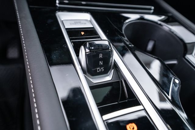 2026 Volkswagen Atlas Cross Sport SE w/Tech - Photo 25