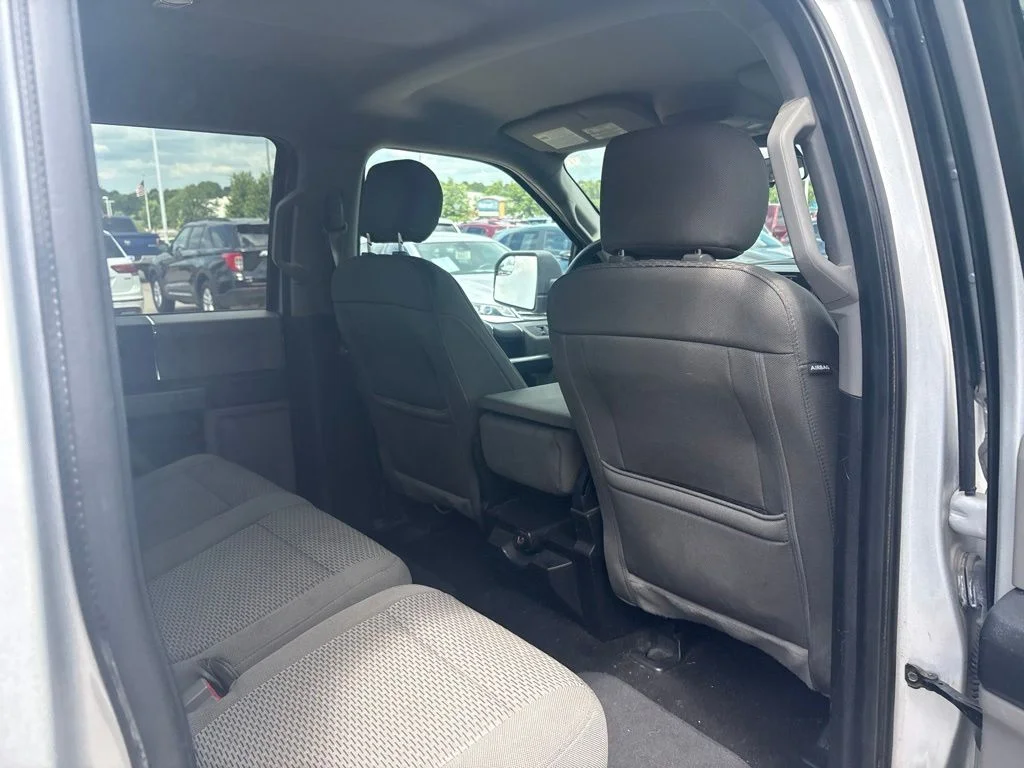 Used 2019 Silver Ford XLT image 25