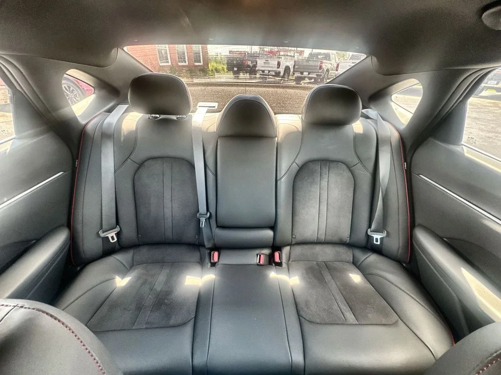 Used 2020 Black Hyundai SEL Plus image 17