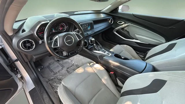 Used 2018 Silver Chevrolet 1LT image 16