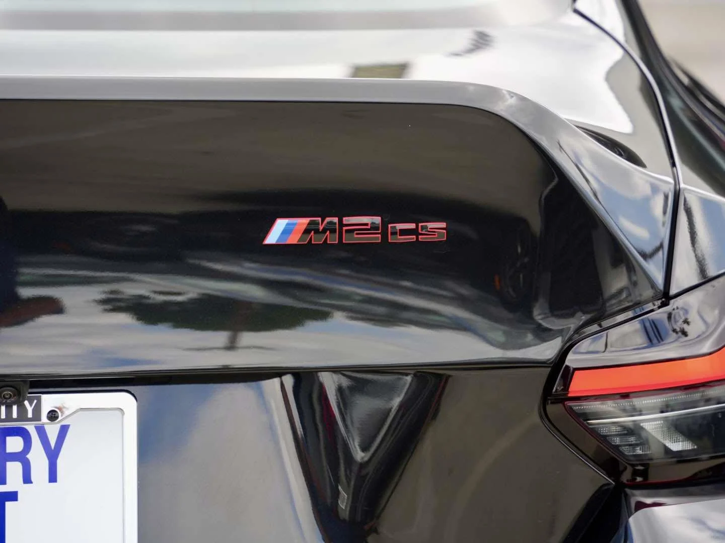 New 2026 Black Sapphire Metallic BMW CS image 6