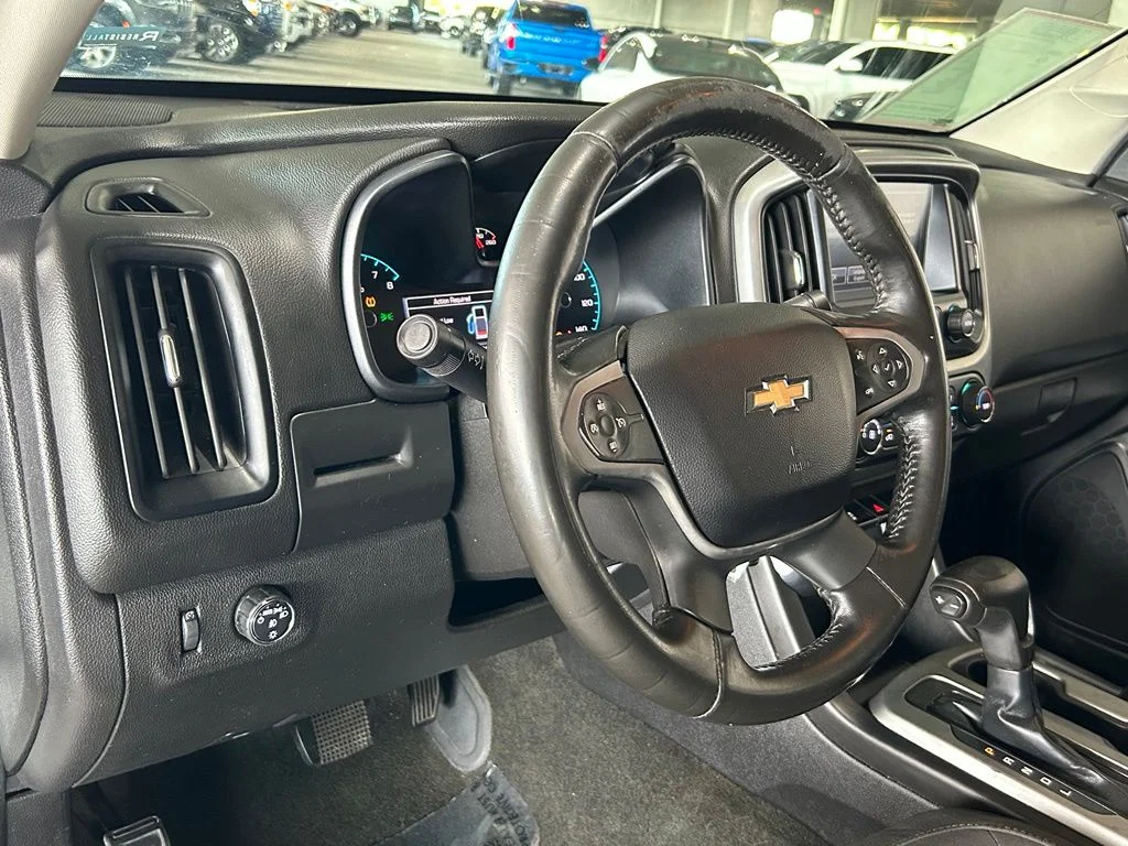 Used 2017 Summit White Chevrolet LT image 16