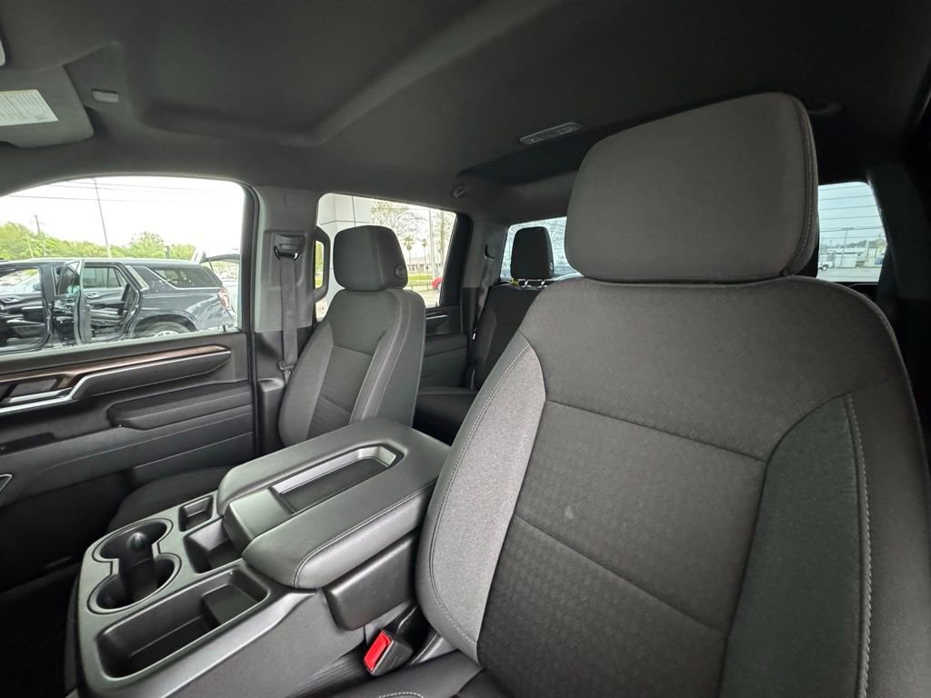 Used 2025 Sterling Gray Metallic Chevrolet LT image 14