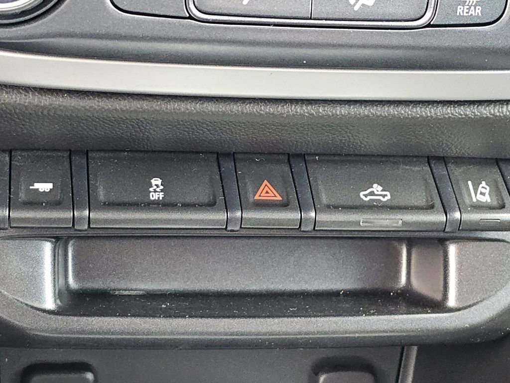 Used 2018 Cajun Red Tintcoat Chevrolet LT image 12