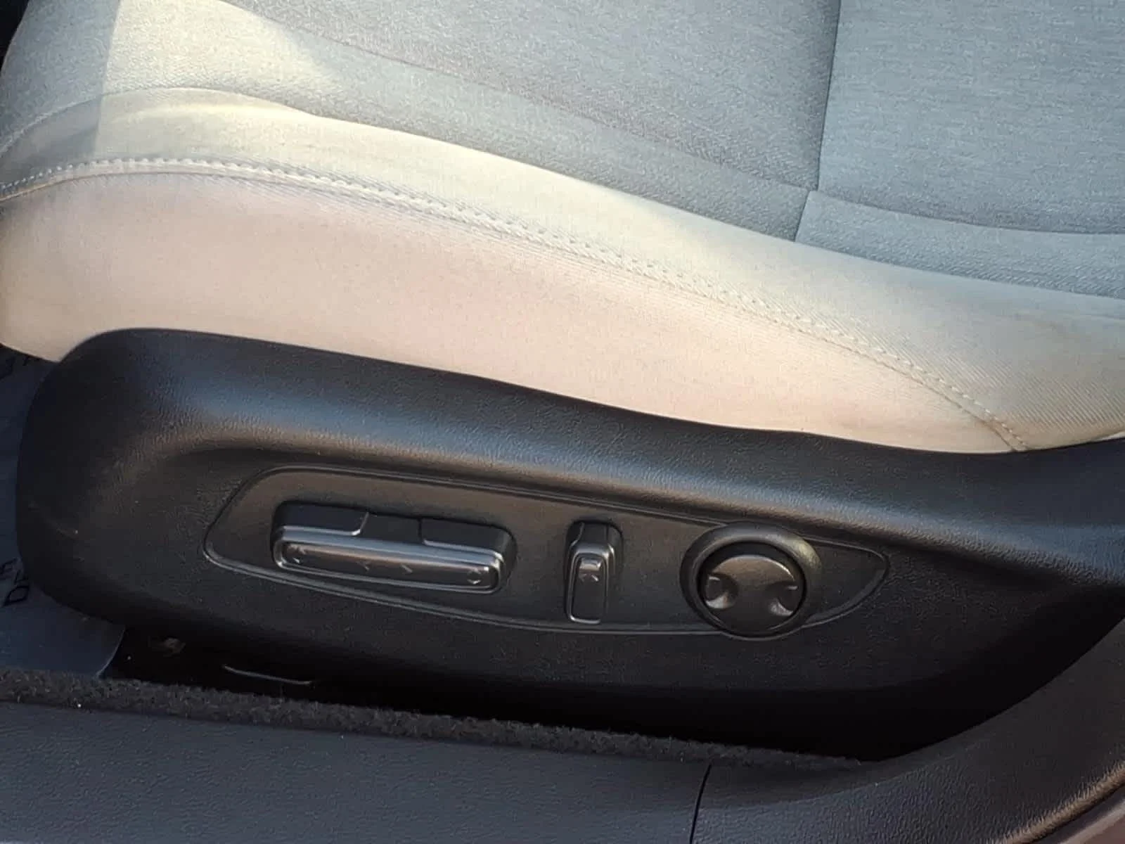 2024 Honda Accord EX - Photo 17