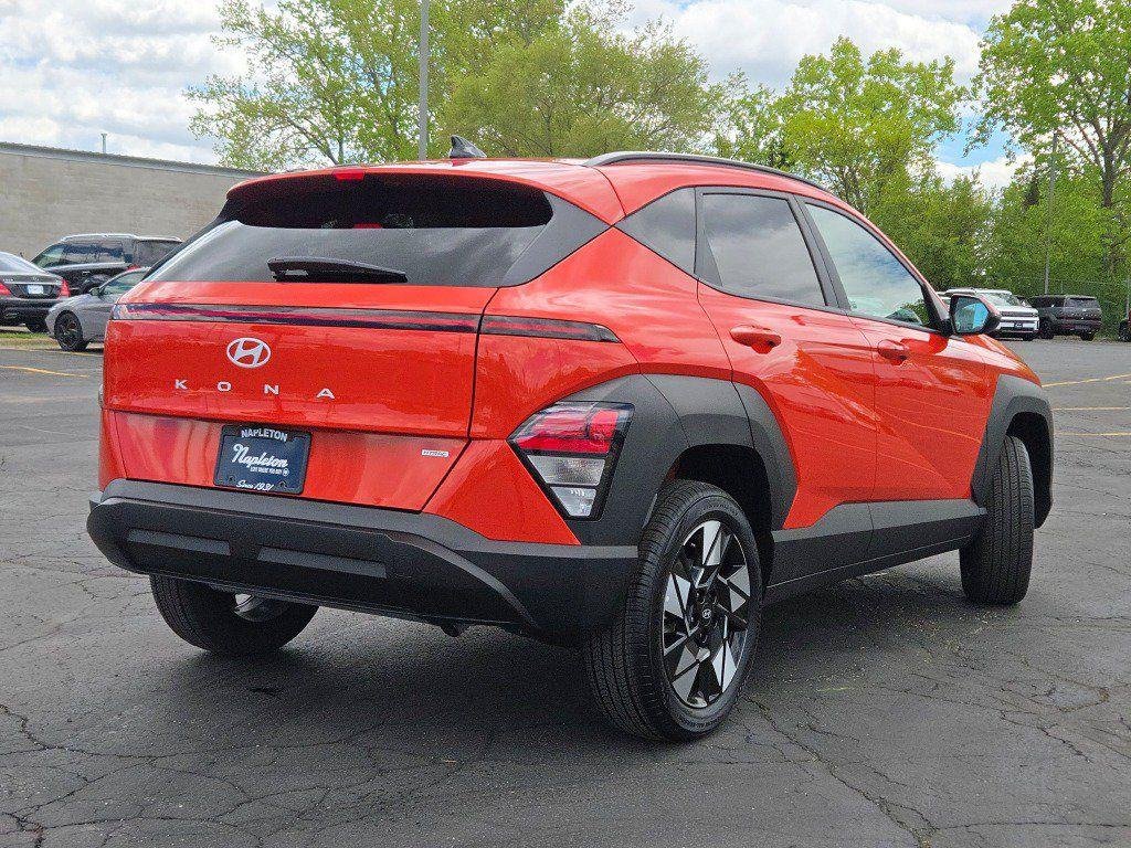 New 2025 Orange Hyundai SEL AWD image 13