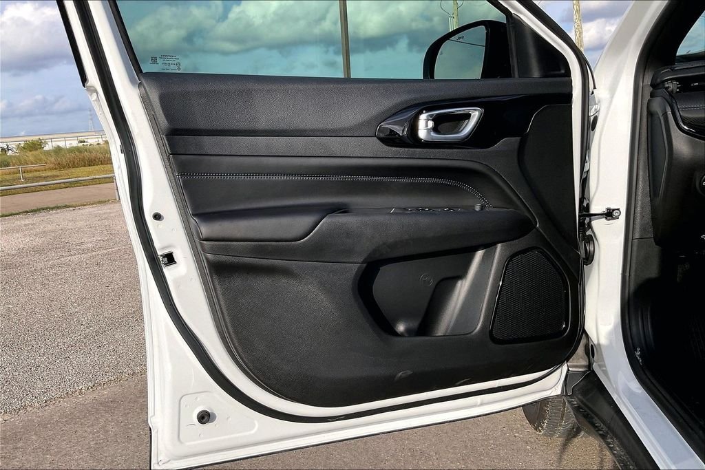 New 2026 Jeep Compass Latitude 4D Sport Utility